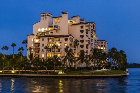 Night Cruise in Miami - Miami Sightseeing Cruises