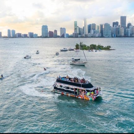 Miami Celebrity Homes Boat Tour - Miami Sightseeing Cruises
