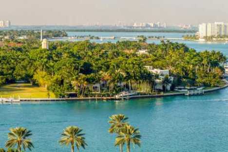 Private Star Island Boat Tour in Miami