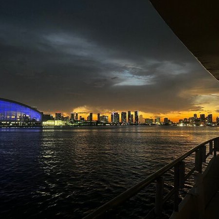 Miami Sunset Cocktail Cruise _Miami Sightseeing Cruises